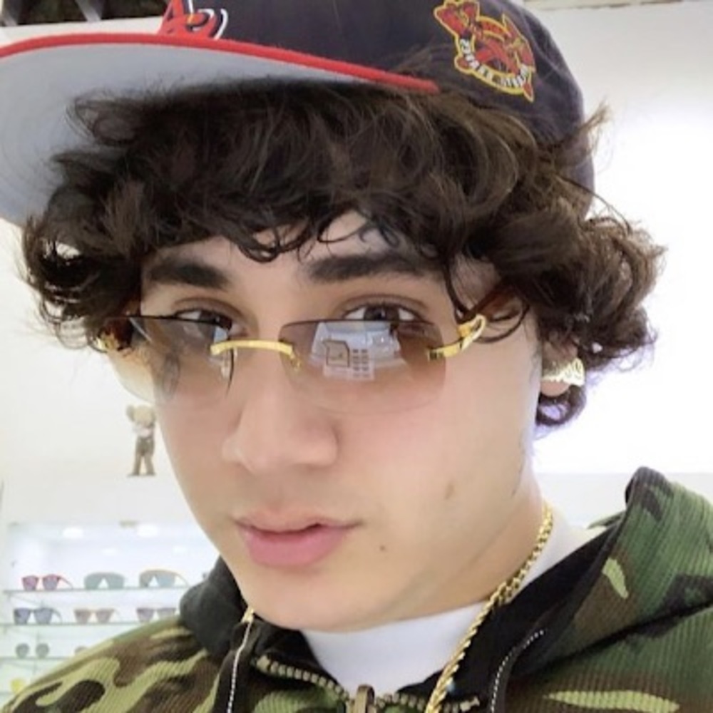 Meet your Posher, Kaden